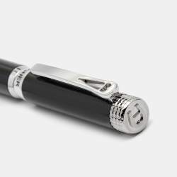 Pre Owned Aigner Black Resin Silver Tone Ballpoint Pen Money Clip Keychain Gift Set