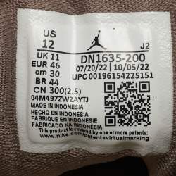 مملوكة مسبقًا حذاء رياضي أير جوردان أير جوردان 1 جلد أصفر عنق منخفض مقاس 38