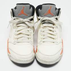 Pre Owned Air Jordans White/Orange Leather 6 Retro Lace Up Sneakers Size 44