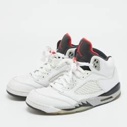 مملوكة مسبقًا Air Jordans Jordan 5 Retro Size 43 White Leather High Top Sneakers