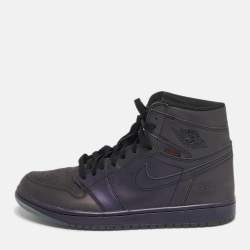 مملوكة مسبقًا Air Jordans Jordan 1 Retro Zoom Fearless Size 44.5 Purple Iridescent Faux Leather High Top Sneakers