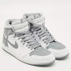 Pre Owned حذاء رياضي إير جوردان جوردان 1 ريترو هاي ستيلث جلد أبيض رمادي مقاس 44.5