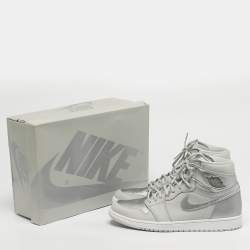 مملوكة مسبقًا حذاء رياضي آير جوردانز 1 هايتوب جلد أسود/أخضر داكن مقاس 42.5