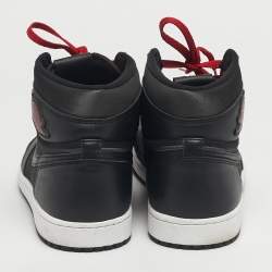 Pre Owned حذاء رياضي أير جوردان 1 ميد جلد وزبدي وردي/أبيض مقاس 40.5