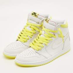 مملوكة مسبقًا Air Jordans Jordan 1 Retro High First Class Flight Size 46 White/Yellow Leather High Top Sneakers