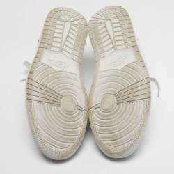 مملوكة مسبقًا حذاء رياضي نايك اير جوردن جوردن 1 ريترو جلد أزرق/أبيض بعنق منخفض مقاس 44