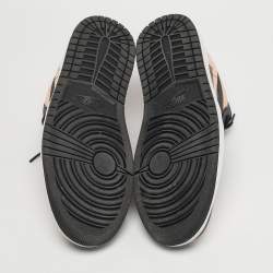 مملوكة مسبقًا حذاء رياضي إير جوردانز جوردان 1 منخفض بريد تو جلد أسود/أحمر مقاس 45