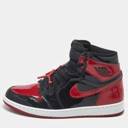 مملوكة مسبقًا حذاء رياضي إير جوردان جوردان 1 ريترو هاي أو جي داكن مارينا بلو جلد أزرق/أسود بعنق مرتفع مقاس 45.5