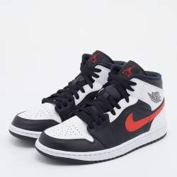 Air Jordan Black/White Leather Jordan 1 Retro High Top Sneakers Size 43