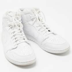 Pre Owned Air Jordan White Leather Jordan 1 Mid SE Nike Swoosh On Tour Sneakers 47.5