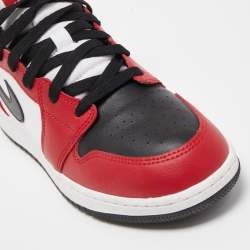 Pre Owned Air jordan Red/White Leather Jordan 1 Mid Chicago Sneakers Size 40