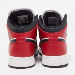 Pre Owned Air jordan Red/White Leather Jordan 1 Mid Chicago Sneakers Size 40