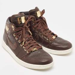 Air Jordans Brown Leather Jordan 1 Retro Pinnacle Baroque Brown Sneakers Size 44