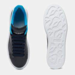 مملوكة مسبقًا Alexander McQueen Oversixed Sneaker in Navy/white/lapis Blue Size 40