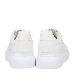 مملوكة مسبقًا Alexander McQueen White Oversized Runner Sneakers Size EU 40