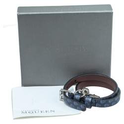 مملوكة مسبقًا Alexander McQueen Blue Skull Print Leather Double Wrap Bracelet