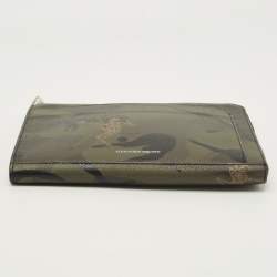 مملوكة مسبقًا Alexander McQueen Dancing Skeleton Green Camouflage Leather Clutch