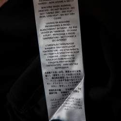 مملوكة مسبقًا تي شيرت أليكساندر ماكوين أكمام قصيرة قطن طباعة مميزة أسود مقاس متوسط