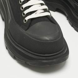 Pre Owned Alexander McQueen Black Canvas And Rubber Tread Slick Low Top Sneakers Size 42.5