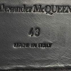 مملوكة مسبقًا Alexander McQueen Size 43 Black Patent Leather logo-plaque Penny Loafers