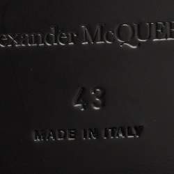 مملوكة مسبقًا حذاء لوفرز أليكساندر ماكوين تفاصيل جمجمة جلد أسود مقاس 42.5