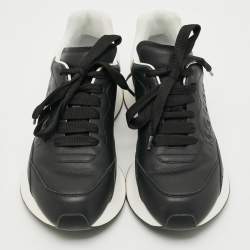 Pre Owned حذاء رياضي ألكسندر ماكوين سبرينت رانر جلد أربطة أبيض/أسود مقاس 42