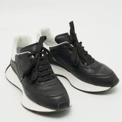 Pre Owned حذاء رياضي ألكسندر ماكوين سبرينت رانر جلد أربطة أبيض/أسود مقاس 42