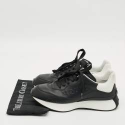 Pre Owned حذاء رياضي ألكسندر ماكوين سبرينت رانر جلد أربطة أبيض/أسود مقاس 42