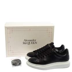 Pre Owned Alexander McQueen Black Leather Larry Low Top Sneaker Size 42.5