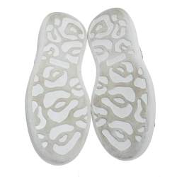 Pre Owned حذاء رياضي أليكساندر ماكوين كبير الحجم جلد أبيض/ميتاليك مقاس 41