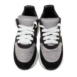 Pre Owned Alexander McQueen Black/Grey Suede And Leather Lace Up Sneakers Size 42