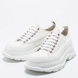 Pre Owned Alexander Mcqueen White Canvas Tread Slick Lace Up Sneakers 40