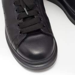 Pre Owned Alexander McQueen Black Leather Oversized Low Top Sneakers Size 42