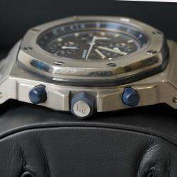 Pre Owned Audemars Piguet Royal Oak Offshore 25721TI.OO.1000T1.01 Automatic Grey Titanium Men's Wristwatch 42 mm