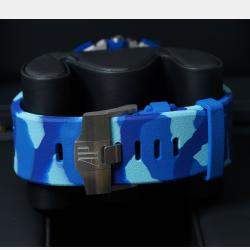 Pre Owned ساعة يد رجالية أوديمار بيغيه رويال أوك أوفشور "تمويه أزرق" 26400SO.OO.A335CA.01 أوتوماتيكية زرقاء ستانلس ستيل 42 ملم