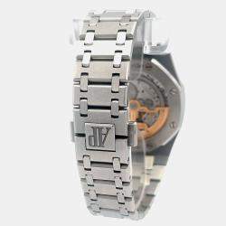 Pre Owned Audemars Piguet Royal Oak “Jumbo” 15202ST.OO.1240ST.01 Automatic Blue Stainless Steel Men’s Wristwatch 39 mm