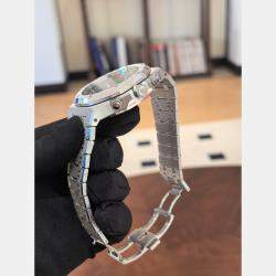 مملوكة مسبقًا ساعة أوديمار بيغيه رويال أوك 26240BC كرونوغراف أوتوماتيكية ذهب أبيض فروستد قرص باندا 41مم