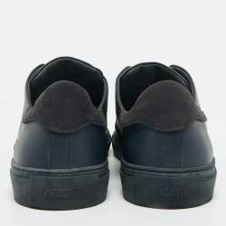 Pre Owned حذاء رياضي أكسل أريجاتو جلدي أزرق كحلي بعنق منخفض مقاس 47