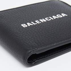 Pre Owned Balenciaga Black Leather Logo Bifold Wallet