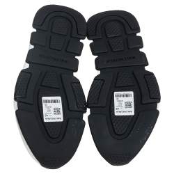 مملوكة مسبقًا حذاء رياضي بالنسياغا سبيد ترينرهاي توب قماش تريكو أسود مقاس 42