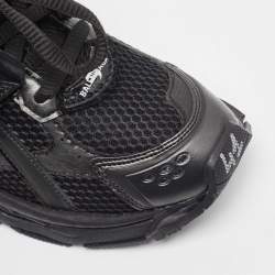 Pre Owned Balenciaga Black Mesh and Leather Runner Sneakers Size 41