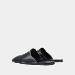 مملوكة مسبقًا Balenciaga Black Leather Mules Size 39
