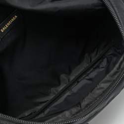مملوكة مسبقًا Balenciaga Black/Navy Blue Nylon Belt Bag