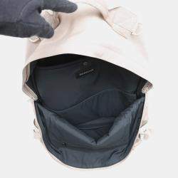 مملوكة مسبقًا حقيبة ظهر بالنسياجا زهر الياسمين نايلون