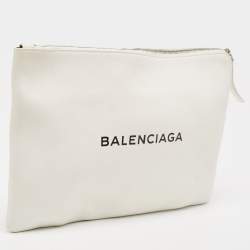 Pre Owned Balenciaga Off White Leather Logo Zip Pouch
