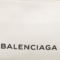 Pre Owned Balenciaga Off White Leather Logo Zip Pouch