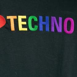 مملوكة مسبقًا تي شيرت بالنسياغا قطن أسود مطبوع اي لوف تيكنو رقبة مستديرة مقاس متوسط (ميديوم)