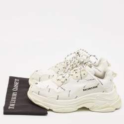 Pre Owned Balenciaga White Leather Triple S Sneakers Size 43