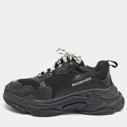 مملوكة مسبقًا Balenciaga Black Leather and Mesh Triple S Sneakers Size 43
