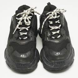 مملوكة مسبقًا Balenciaga Black Leather and Mesh Triple S Sneakers Size 43